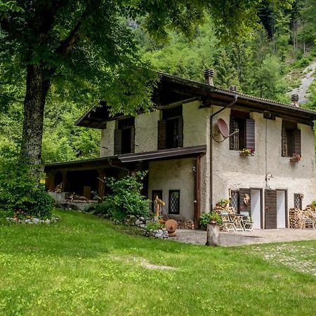 Vila Chalet Silenthia Lenzumo di Concei Exteriér fotografie